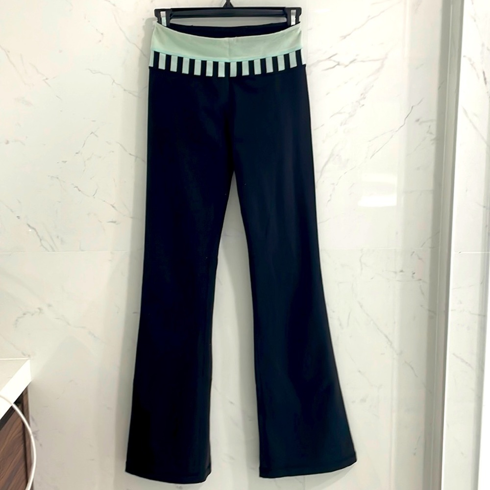 Lululemon Groove Flare Pant